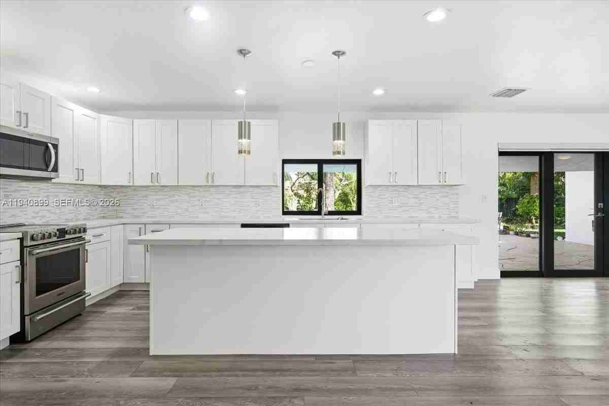 8495 Sw 141st St #8495 - Photo 7 of 40