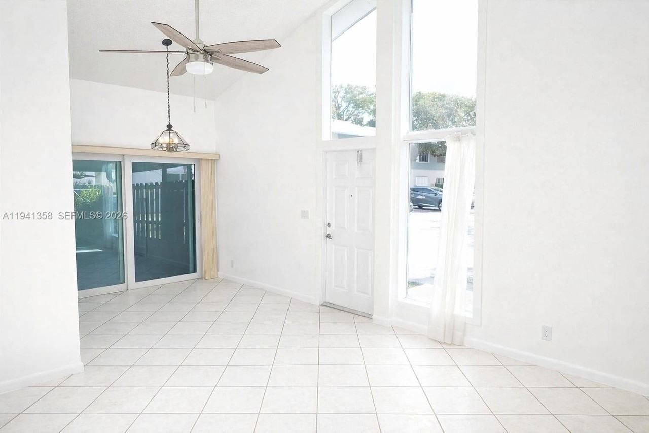 7441 W Sunrise Blvd #7441 - Photo 3 of 12