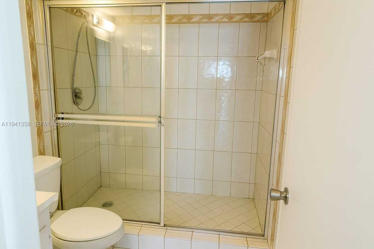 7441 W Sunrise Blvd #7441 - Photo 6 of 12