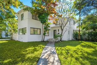 600 Ne 57th St - Photo 1 of 1