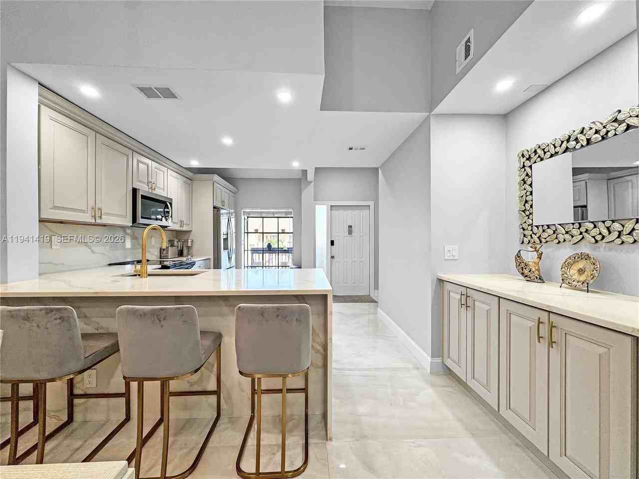 1977 Sw 15th St #116 - Photo 3 of 37