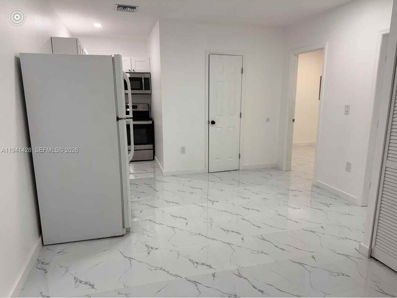 4200 Sw 96th Ave #2 - Photo 2 of 10