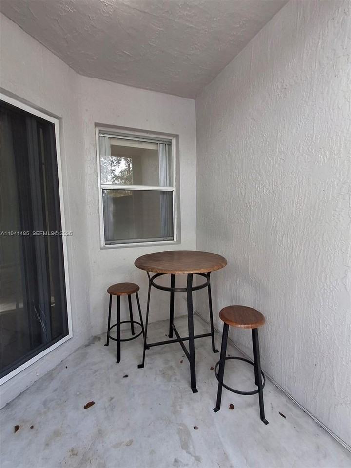 14385 Sw 120th Ct #6-7 - Photo 6 of 15