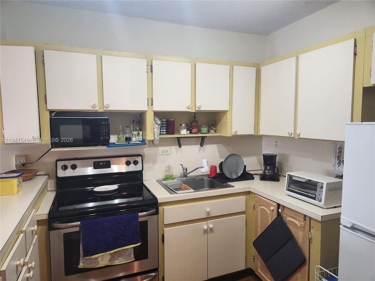 8990 Sw 24th St #228 - Photo 6 of 17