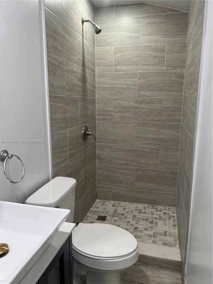 Sw 260th St #0 - Photo 7 of 23