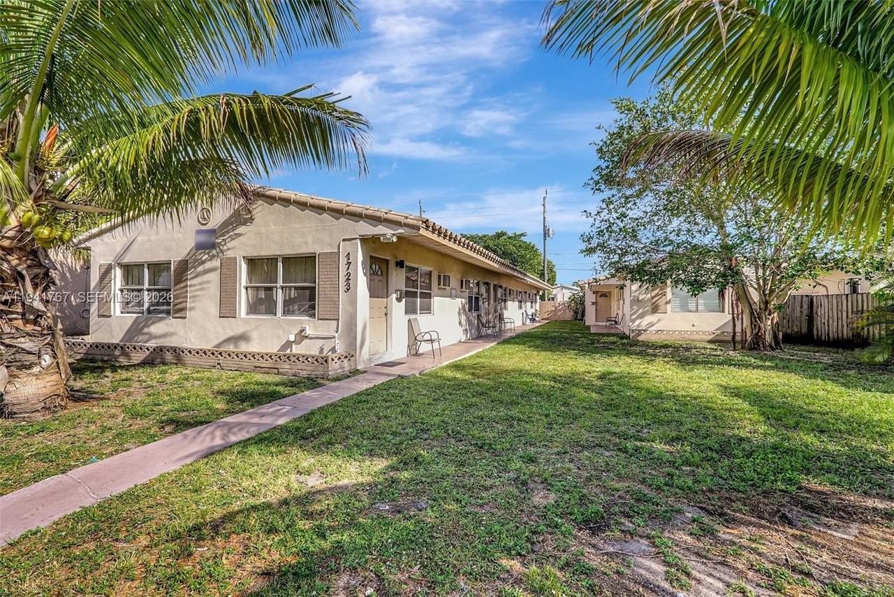 1723 Liberty St #4 - Photo 2 of 13