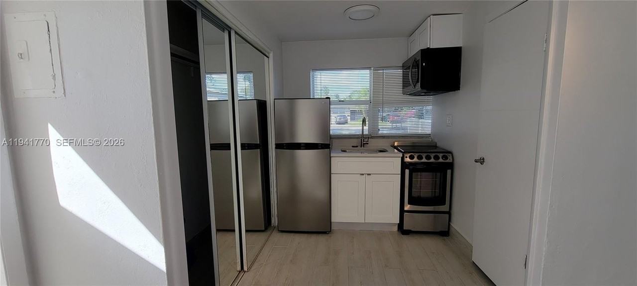 26 Se 13th Ter #1 - Photo 3 of 6