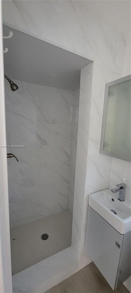 26 Se 13th Ter #1 - Photo 4 of 6