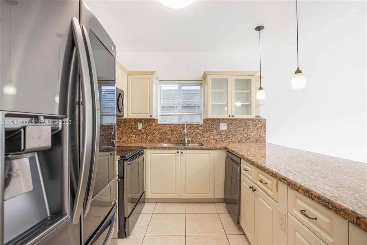 5655 Sw 163rd Path - Photo 2 of 33