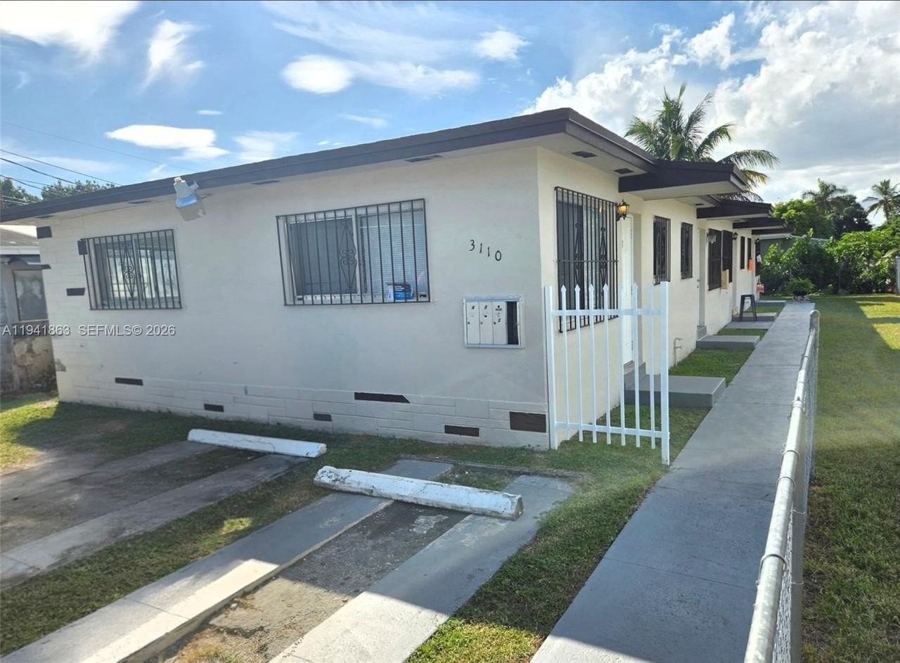 3110 Nw 19th Ave #1 - Photo 2 of 13