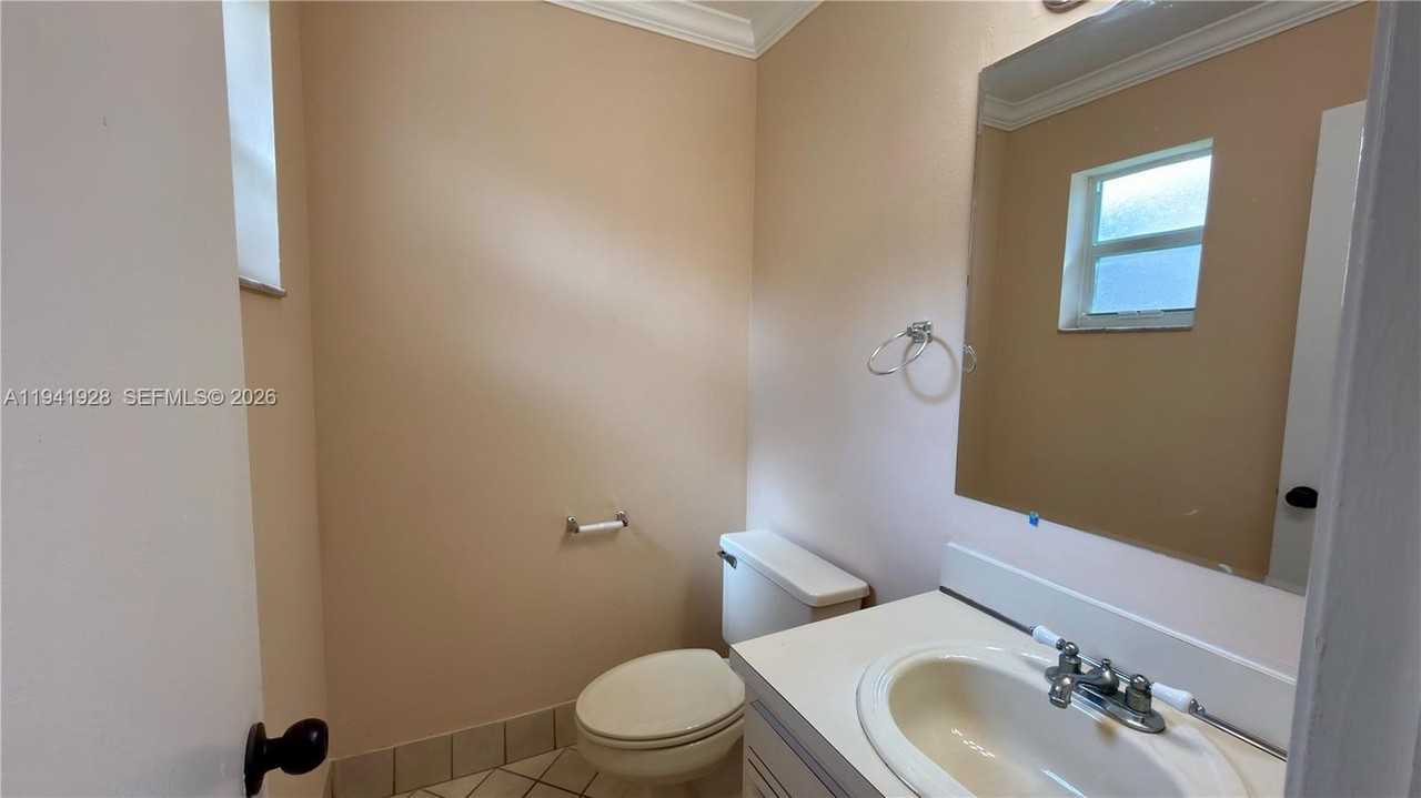 6607 Winfield Blvd #B43 - Photo 7 of 25