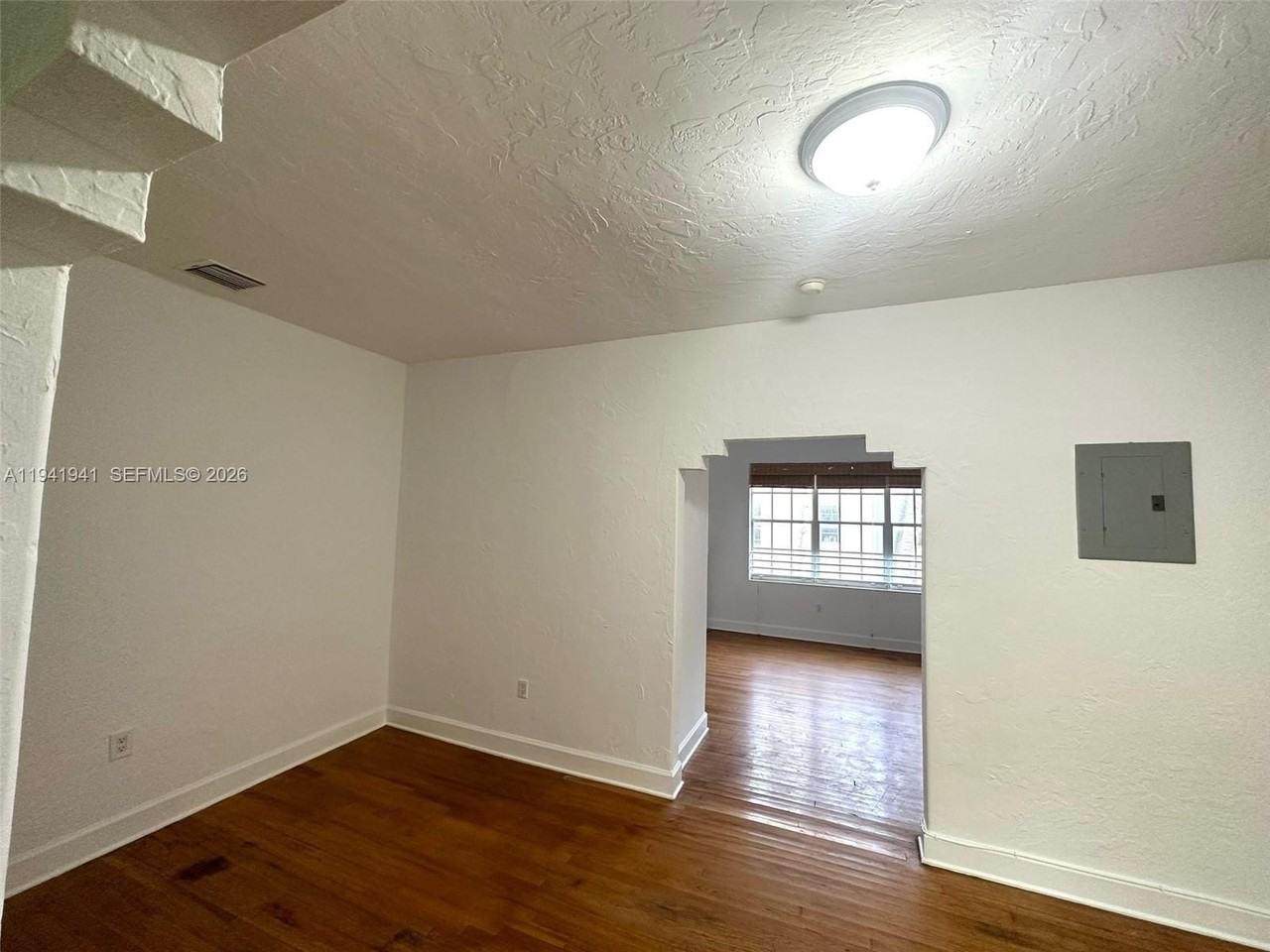 1337 Pennsylvania Ave #6 - Photo 5 of 7