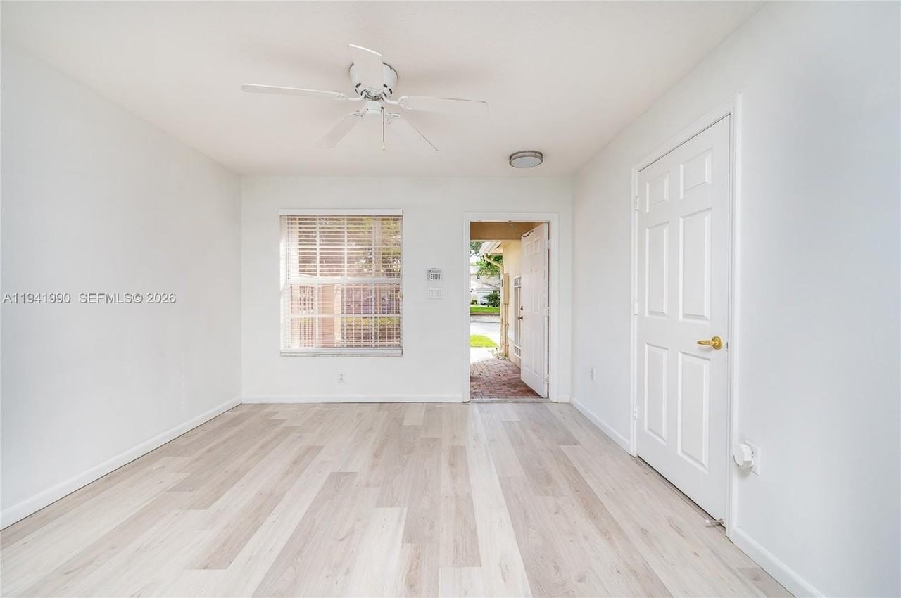 2296 Nw 171st Ter #2296 - Photo 6 of 30