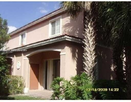 2610 Sw 83rd Ave #101 - Photo 2 of 13