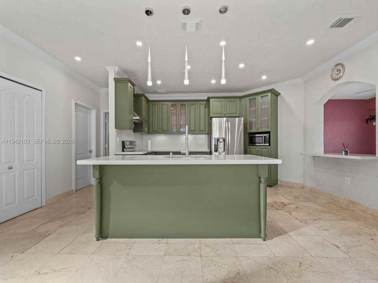 16421 Sw 64th Ter - Photo 6 of 45