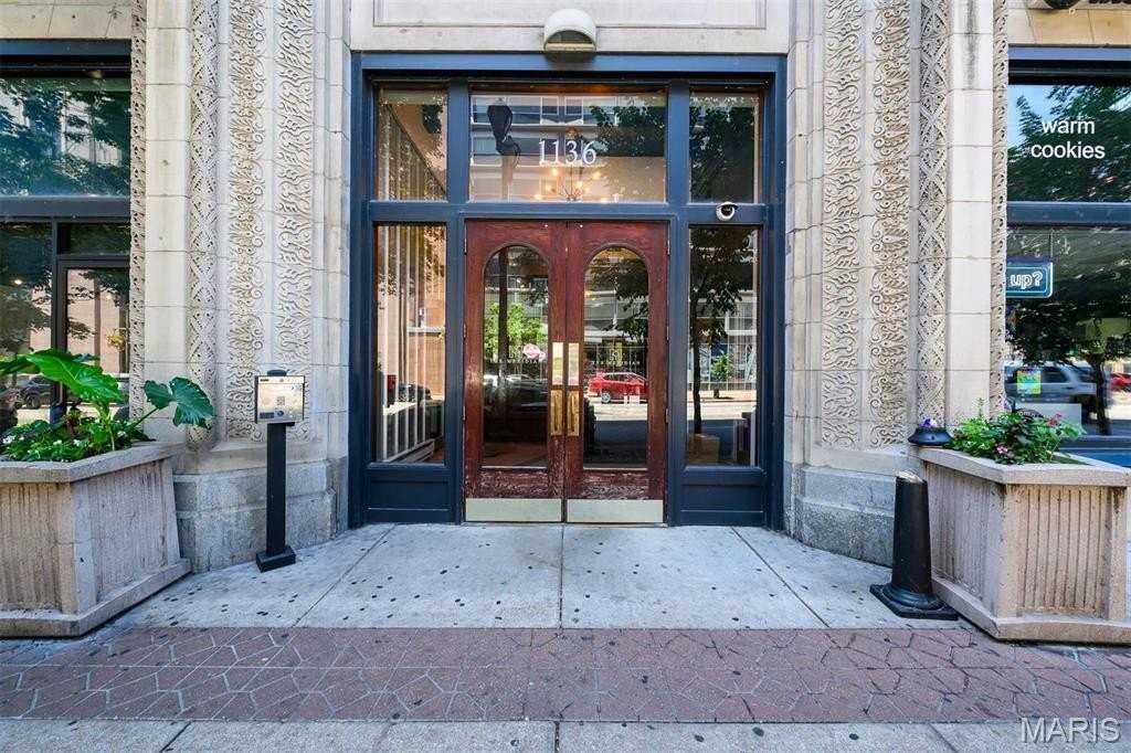 1136 Washington Ave #407 - Photo 2 of 27