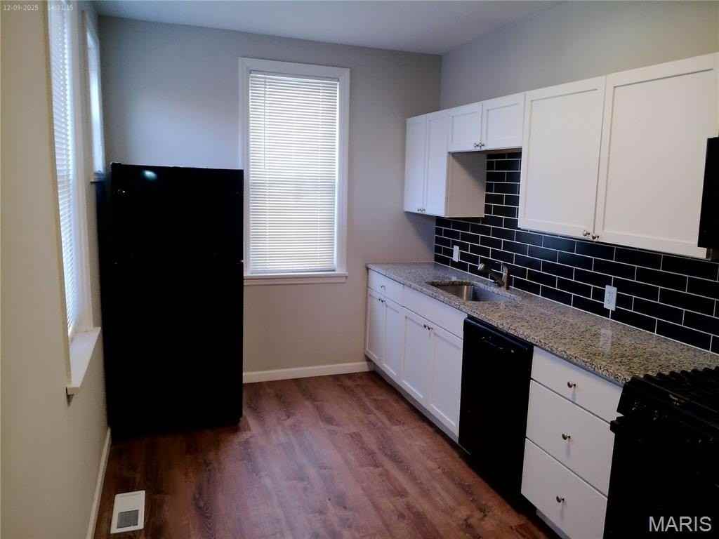 6118 Vermont Ave - Photo 6 of 15