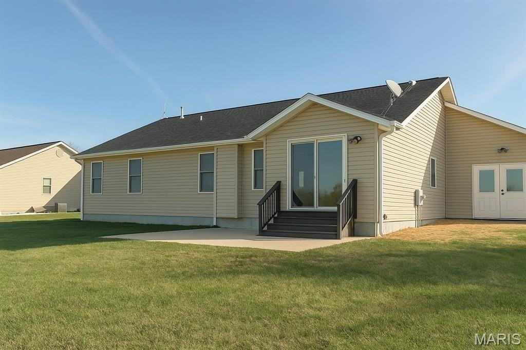 421 Trotter Dr - Photo 4 of 17