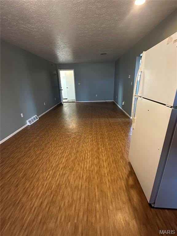 520 N Wood River Ave #3 - Photo 4 of 7