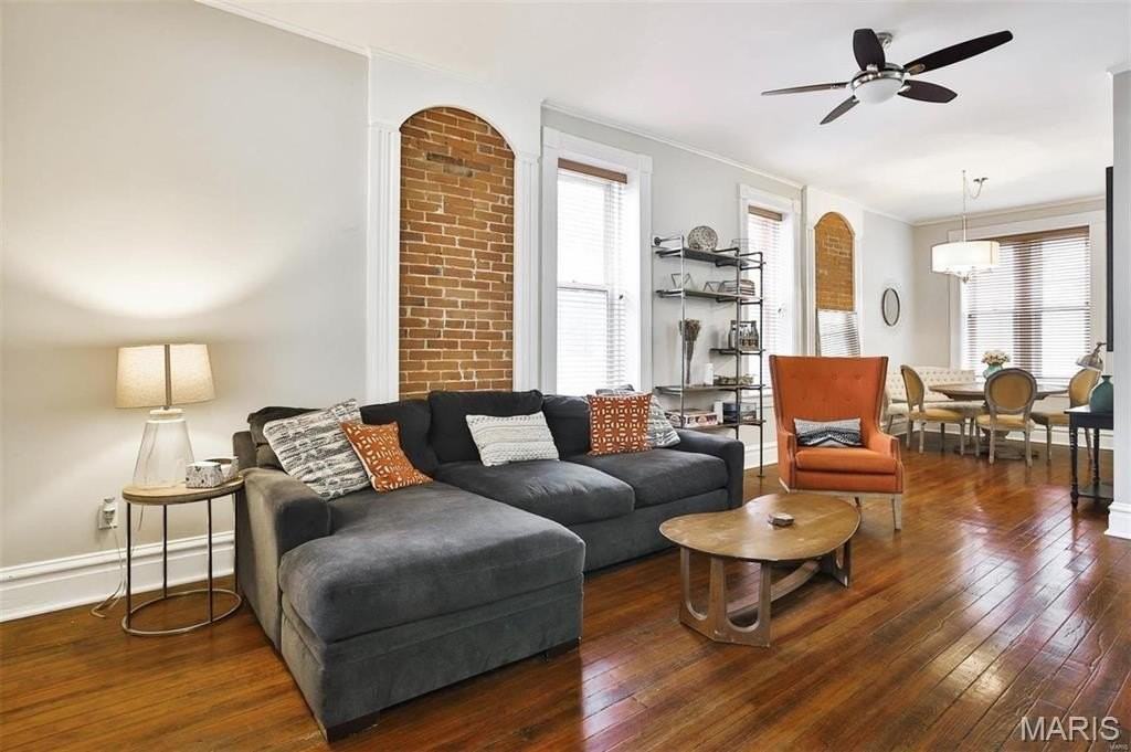 2018 Senate St #R - Photo 3 of 40