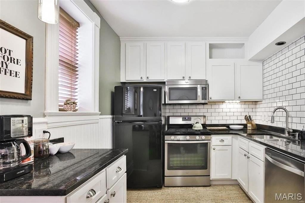 2018 Senate St #R - Photo 7 of 40