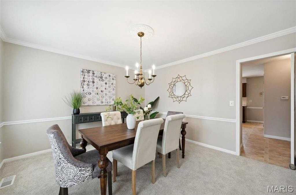 4735 Arevalo Dr - Photo 4 of 18