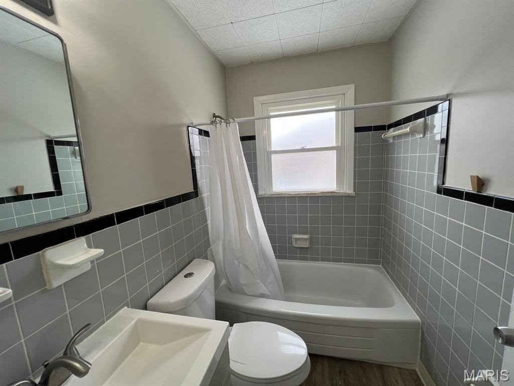 10117 Niblic Dr - Photo 7 of 13