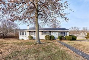 featured image of 705 Vendome Ln