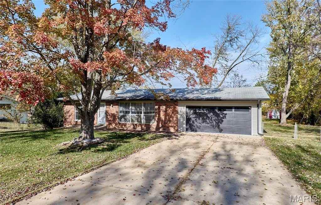 5 Reece Dr - Photo 2 of 50