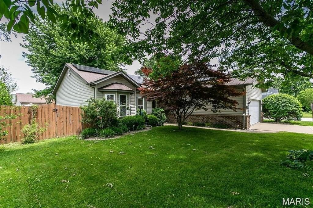 1308 Terrace Green Ln - Photo 4 of 31