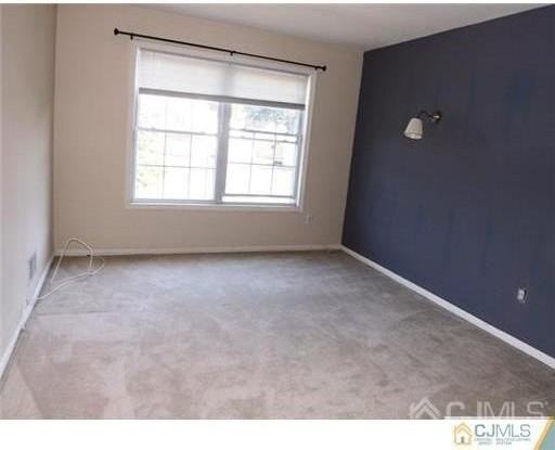 18 Lakeview Dr - Photo 7 of 10