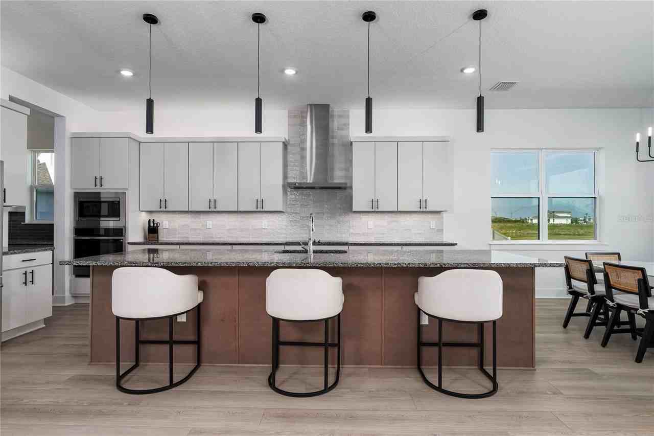 8210 Golden Beach Ct - Photo 5 of 41