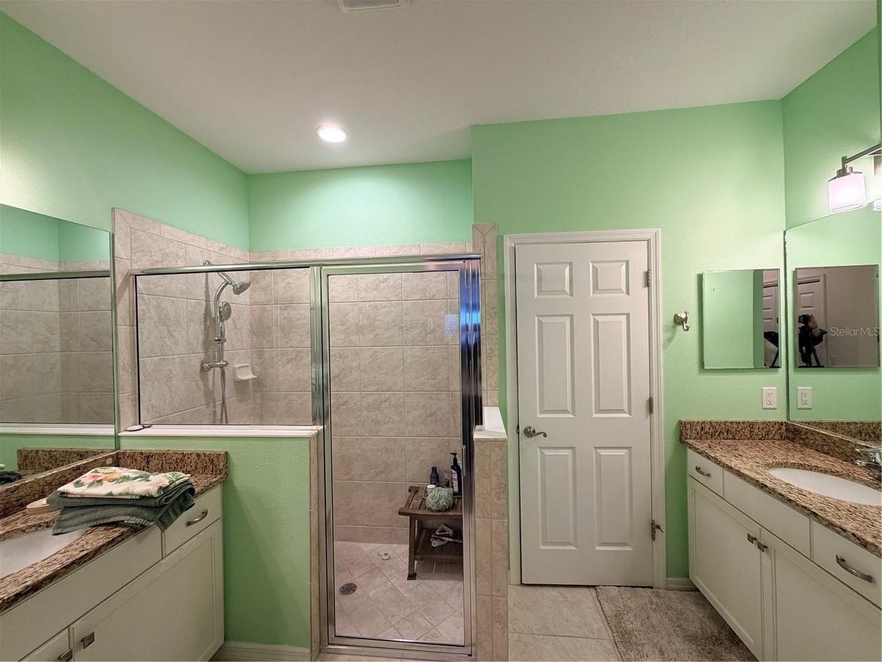 2937 Trustee Ave - Photo 6 of 14