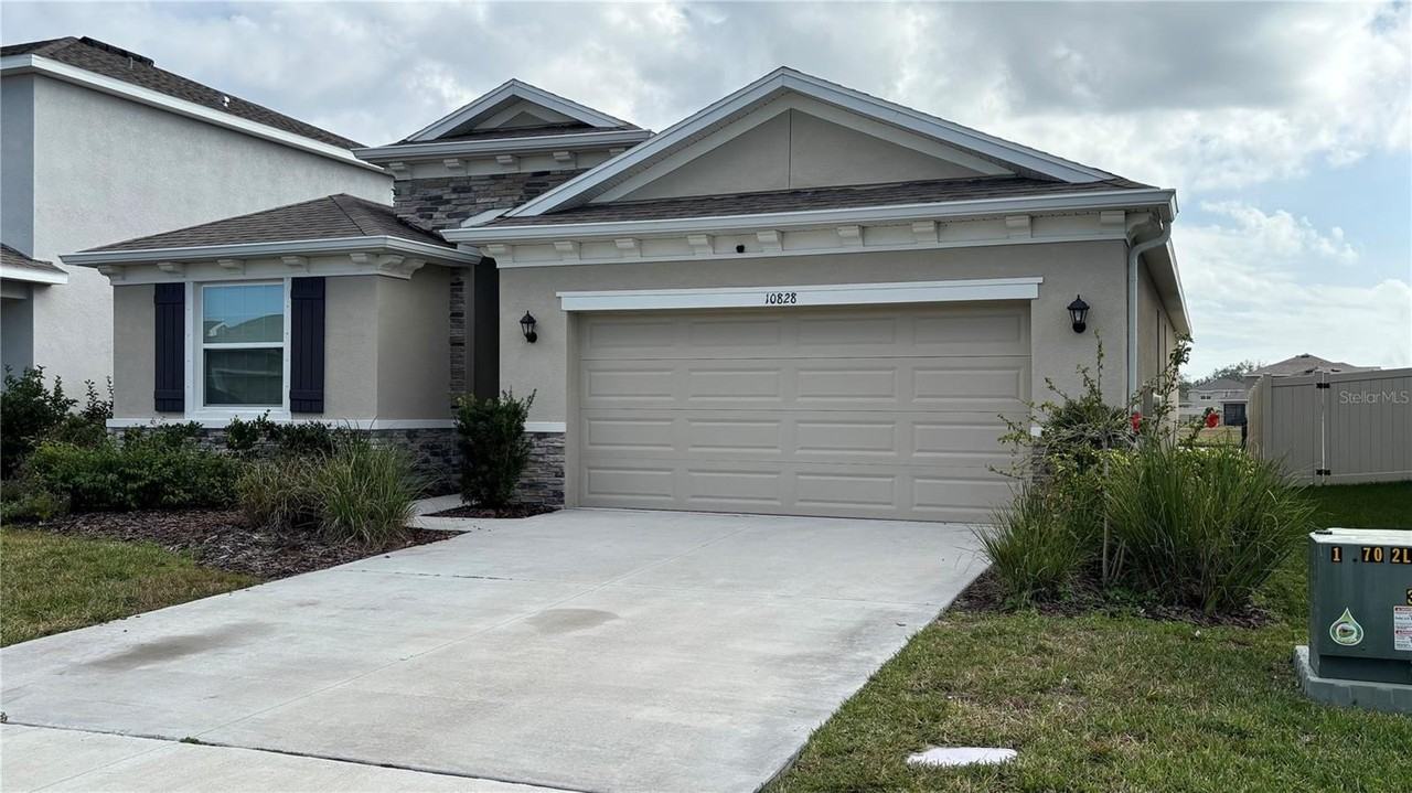 10828 Charlotte Dr - Photo 3 of 50