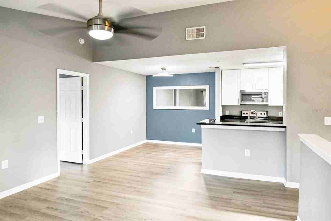 7417 Vista Way #208 - Photo 5 of 41