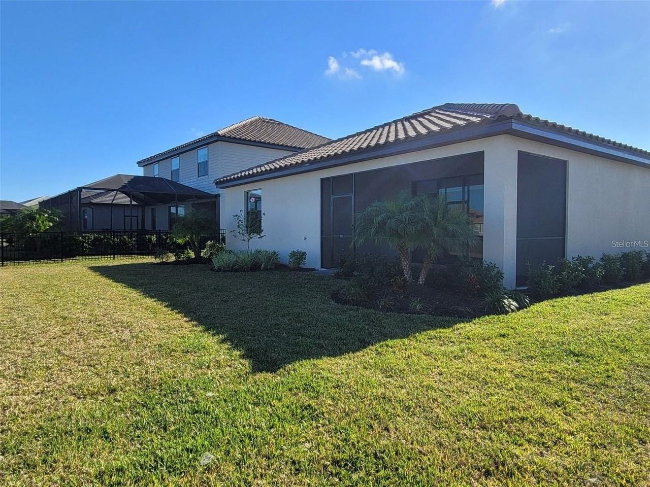 15719 Islandwalk Ave - Photo 7 of 7