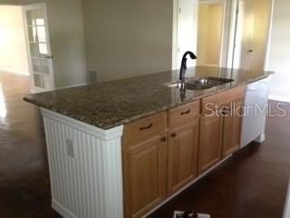 344 Beverly Rd - Photo 5 of 14