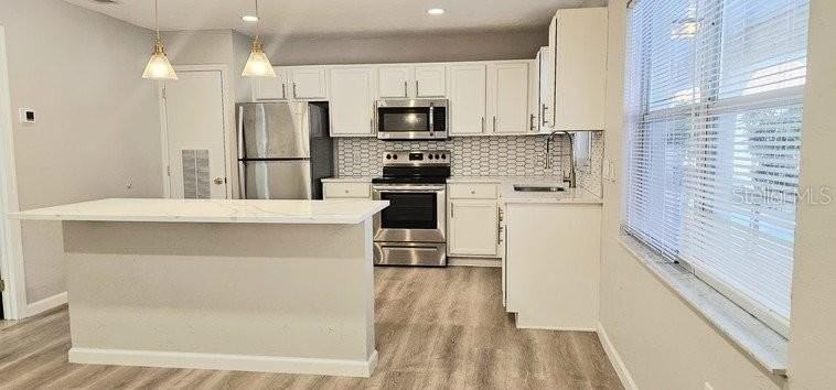 4387 Jackson St #JE - Photo 4 of 20