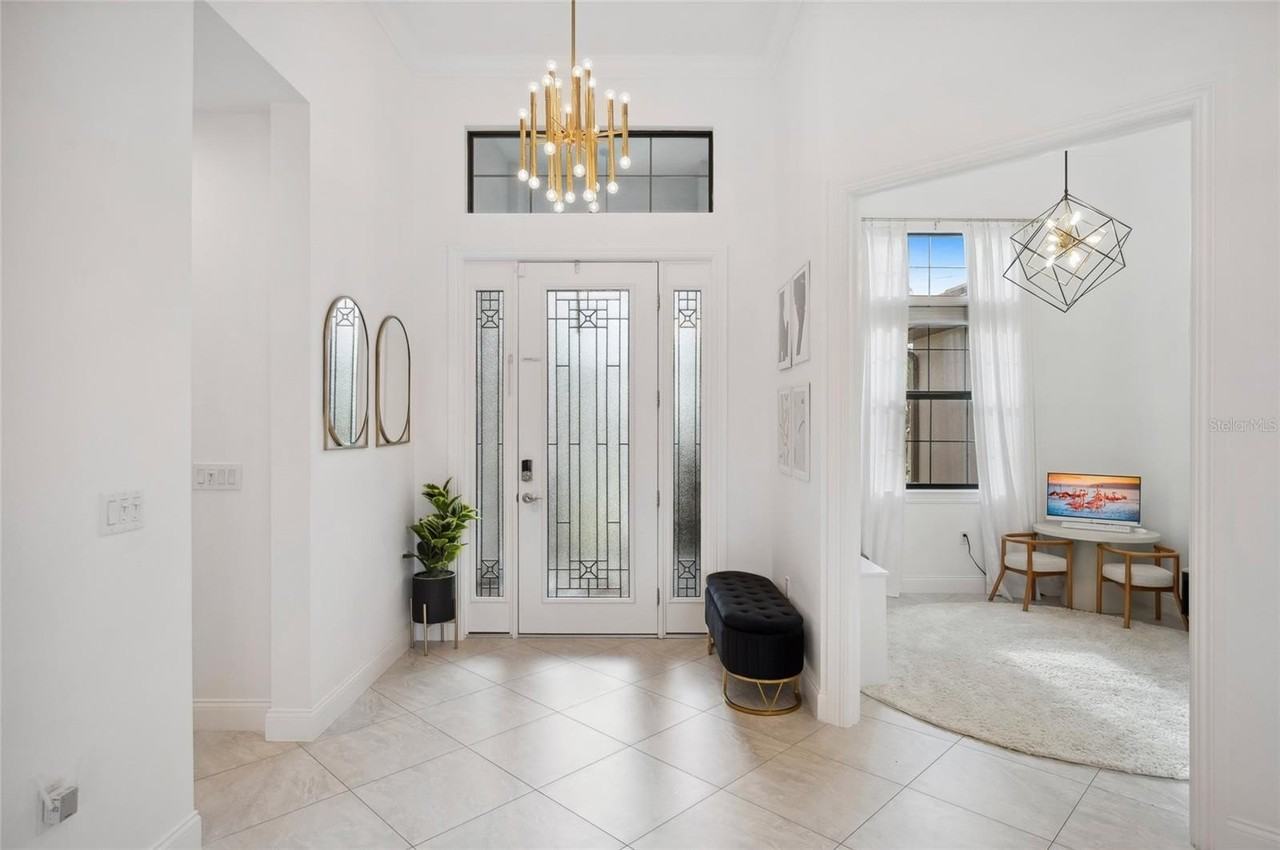 1099 Cimarron Dr - Photo 4 of 42