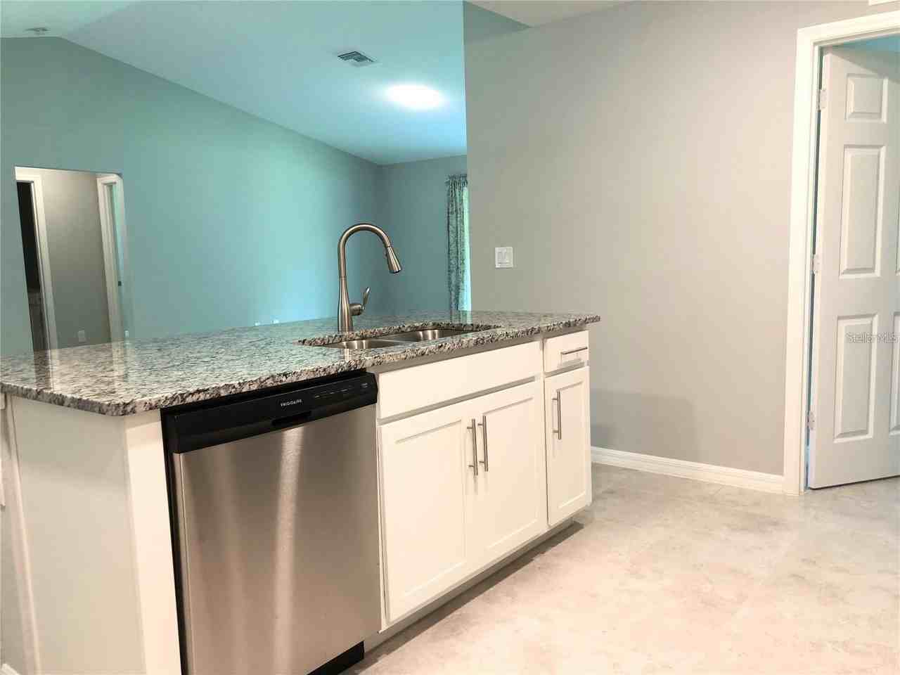 4463 Antioch St - Photo 6 of 22