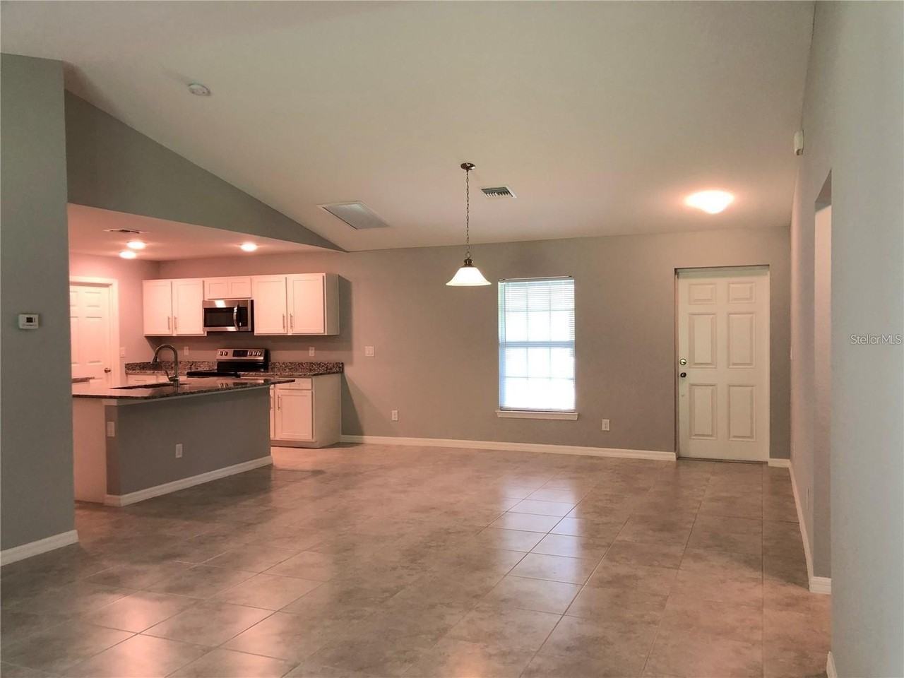 4463 Antioch St - Photo 7 of 22