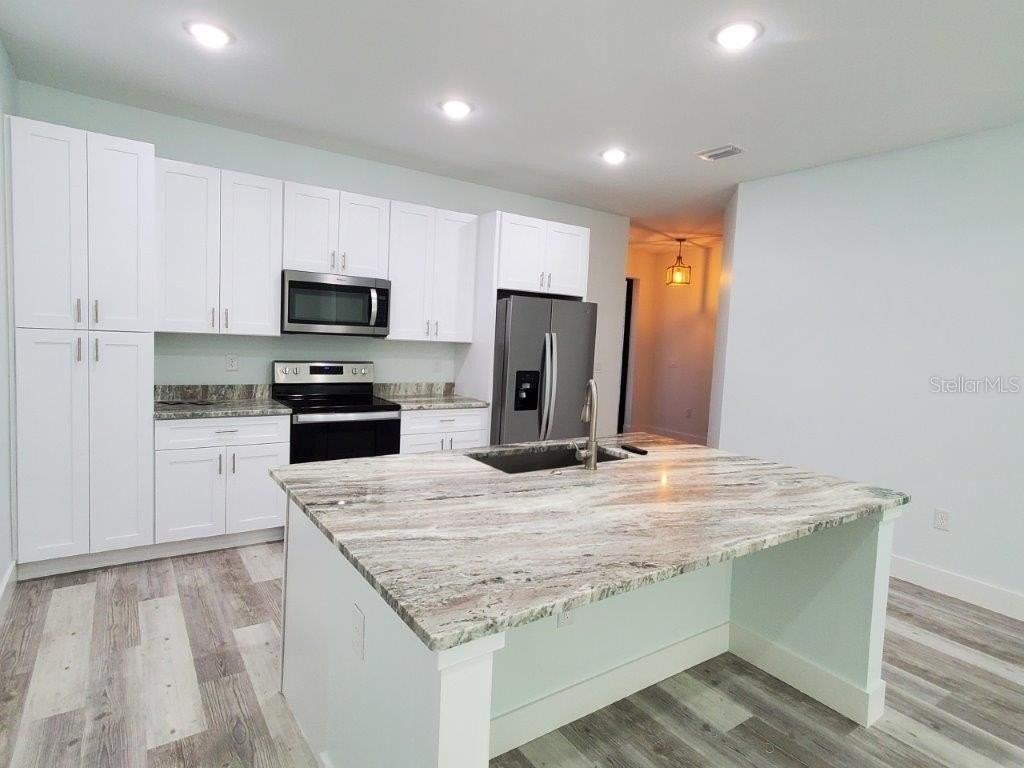 1222 San Cristobal Ave - Photo 4 of 18