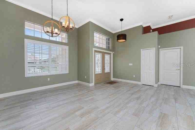 1030 Via Formia - Photo 5 of 31