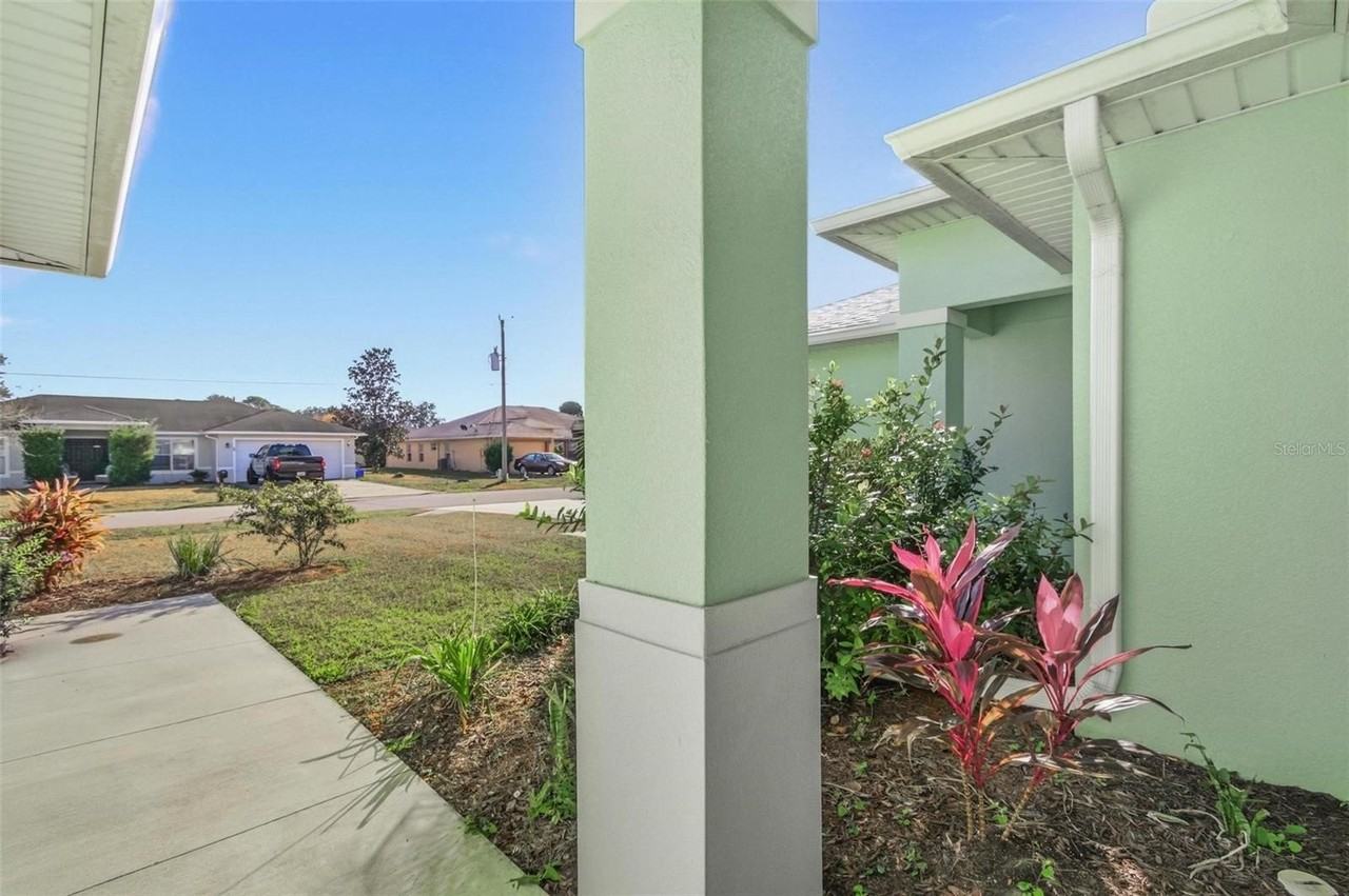 2 Lynton Pl #B - Photo 7 of 50