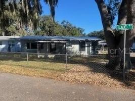 featured image of 201 Lee St