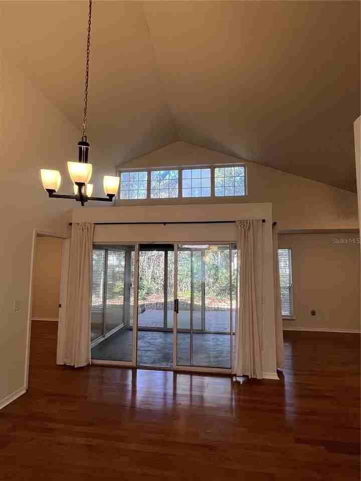 5206 Sw 94th St - Photo 4 of 10