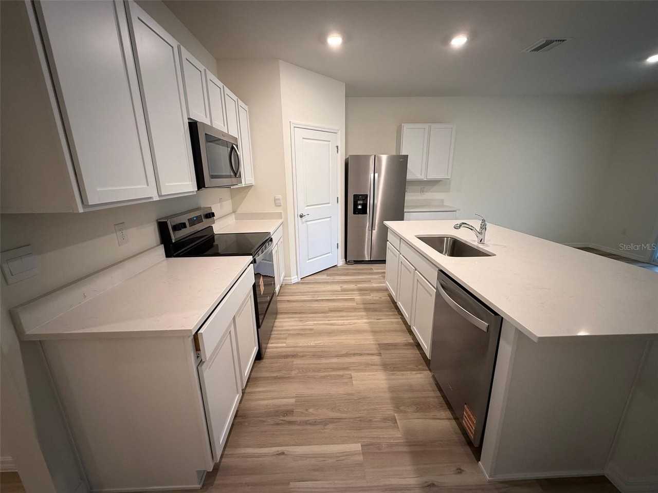 5322 Sw 52nd Ct - Photo 7 of 28