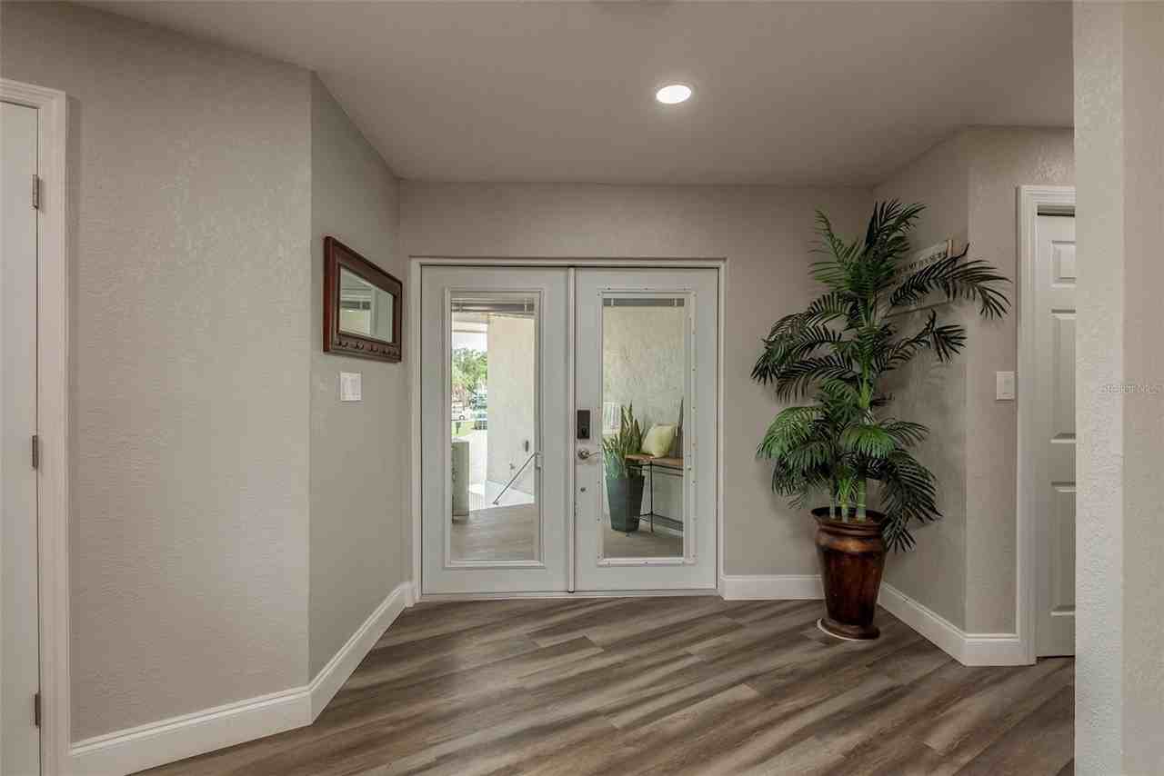 5534 Tropic Dr - Photo 6 of 32