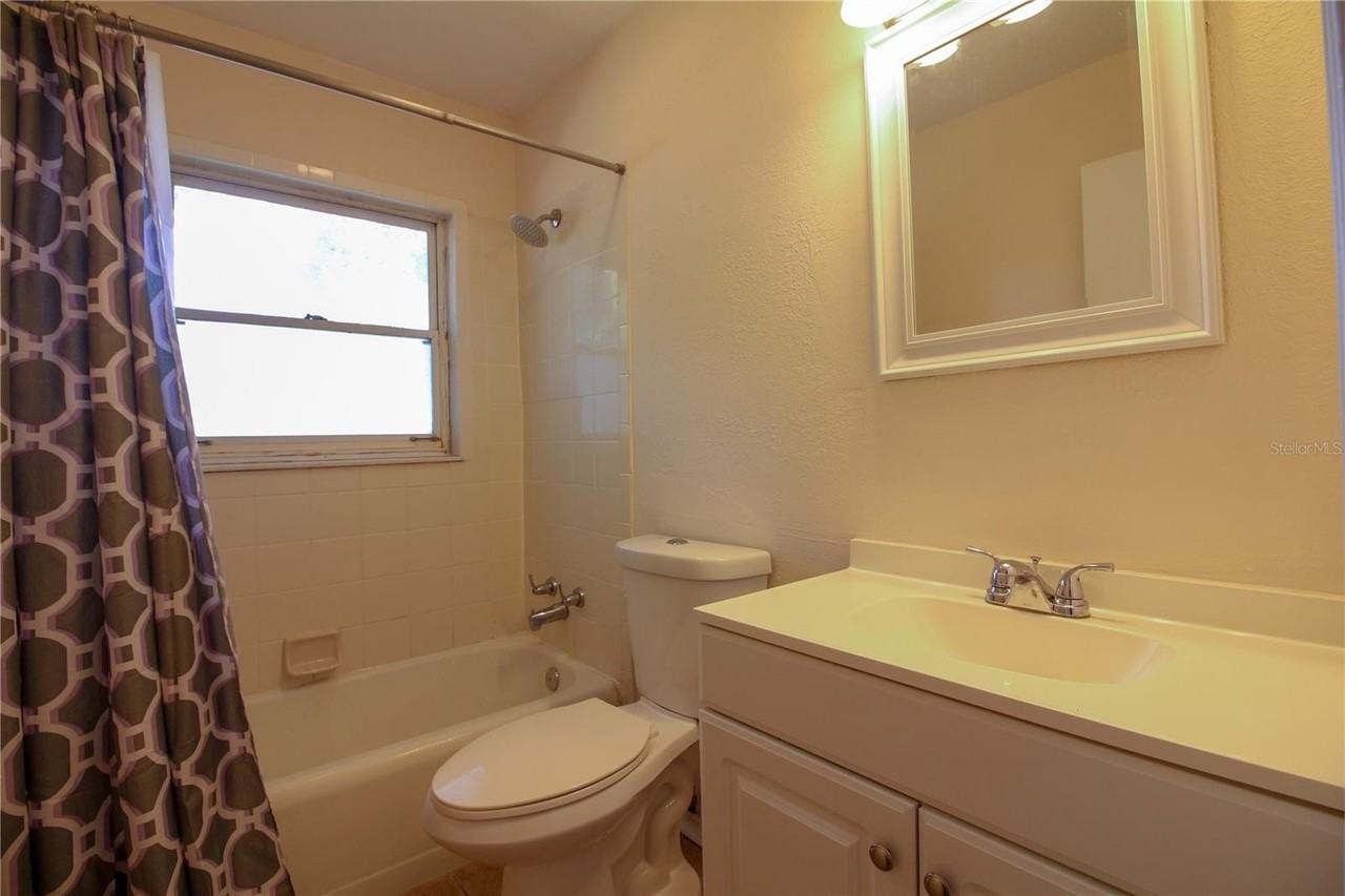 549 Norfolk Cir - Photo 7 of 14