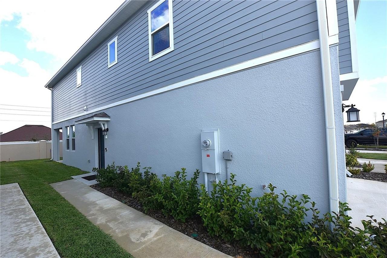 349 Sol Vista Dr - Photo 3 of 39